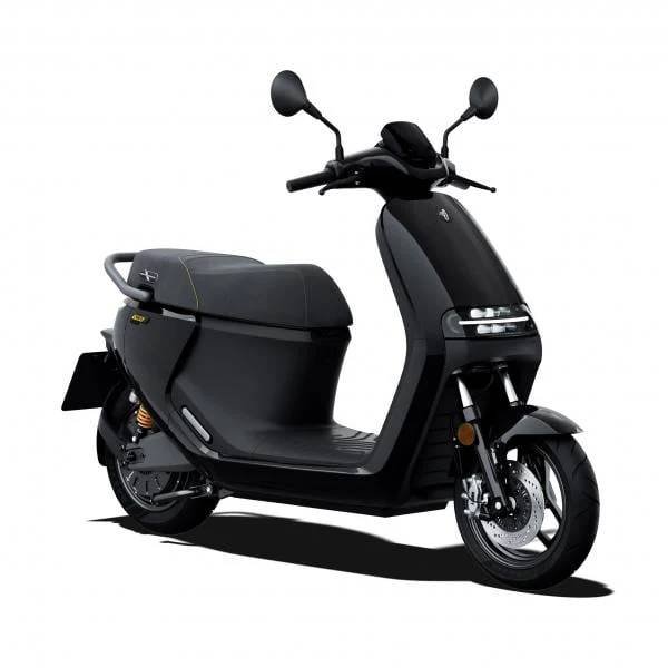 Segway Ninebot E300SE Li-Io 105kmh/7800W/2x27Ah/130km SW E-Roller